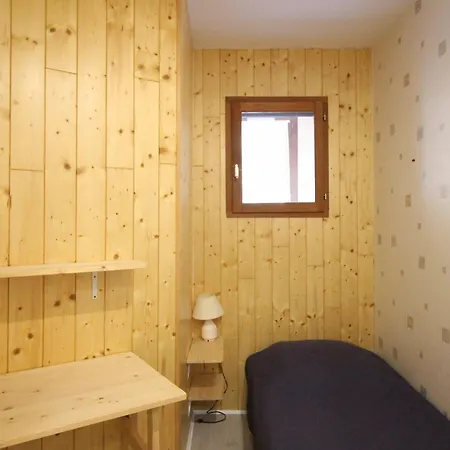 F2 Bis De 45m² Avec Balcon, Parking Et Confort Au Mont-dore - Fr-1-415-116 * Le Mont-Dore
